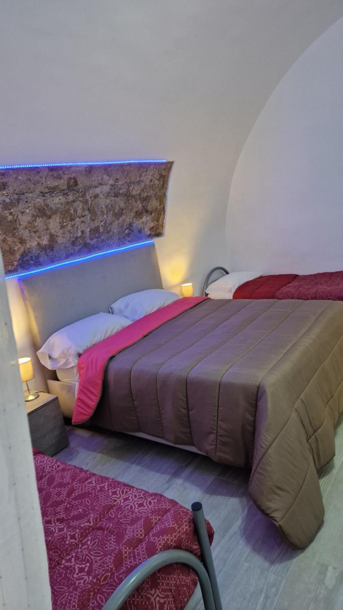 Appartamento Intero Casa Vacanze Espo Napoli Bagian luar foto
